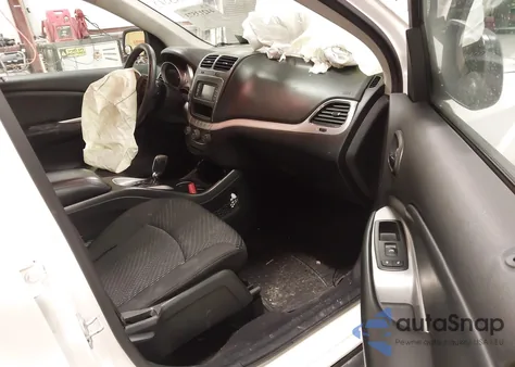 2019 Dodge Journey Se Value Package z USA, uszkodzony, nr VIN 3C4PDCAB4KT746753